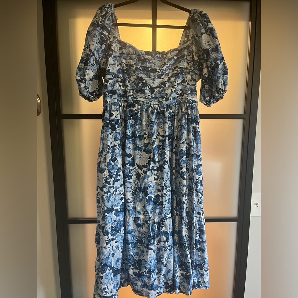 Abercrombie and Fitch blue and white midi dress. Size XXL